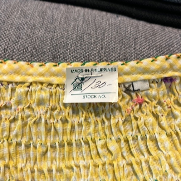 Extra Large lightweight yellow and white checkered printed dress w/ embroidery - Picture 6 of 8